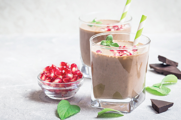 RECETTE TONIQUE MASCULIN : SMOOTHIE MACA ET GRENADE