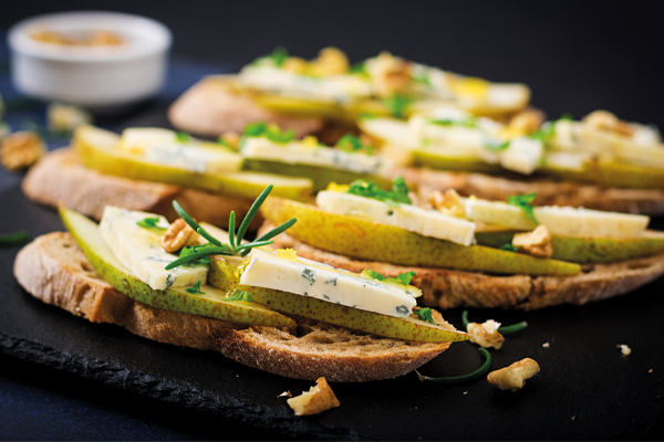 Recette Digestion : Toast poire roquefort 